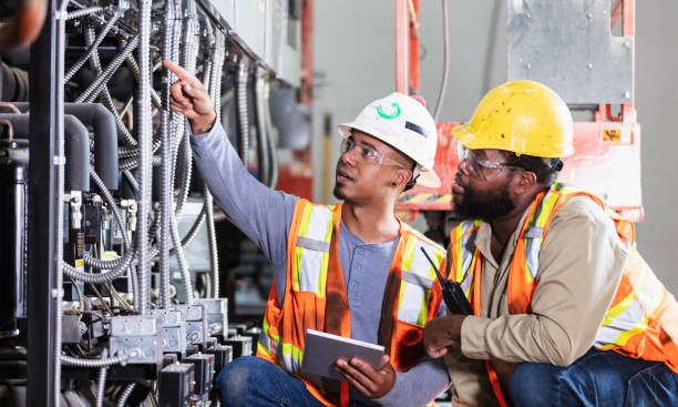Best Local Electrician Companies  in Bonita Springs, FL